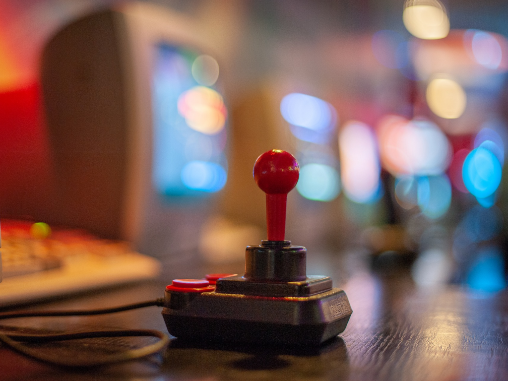 少儿编程之使用PyGame编写游戏（11）：太空大撞击 添加生命值封面图